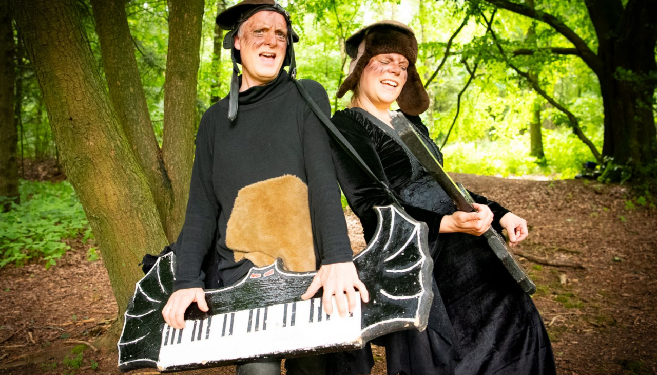 Flattertom & Flederlilly _Veranstaltungskalender 30 x 20 cm, © Carina Kohrt Flattertom & Flederlilly _Veranstaltungskalender 30 x 20 cm, © Carina Kohrt