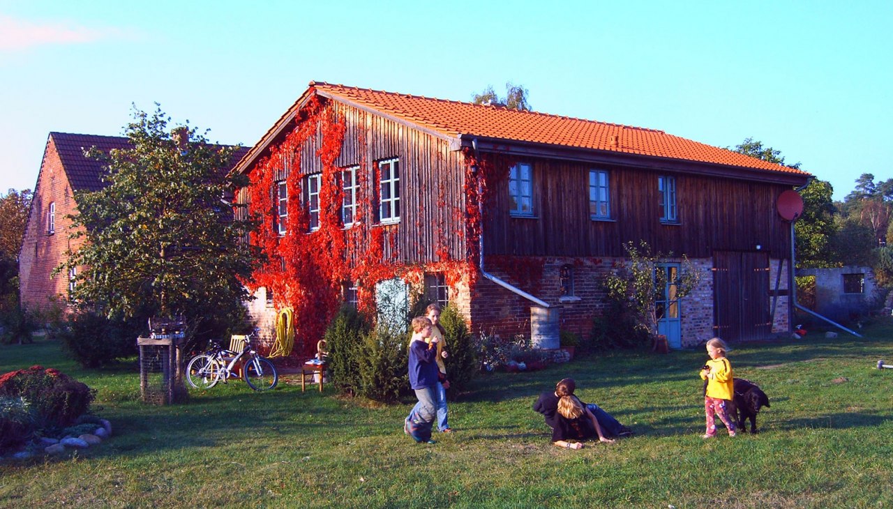 Hausansicht im Herbst, © v. Kessel Hausansicht im Herbst, © v. Kessel