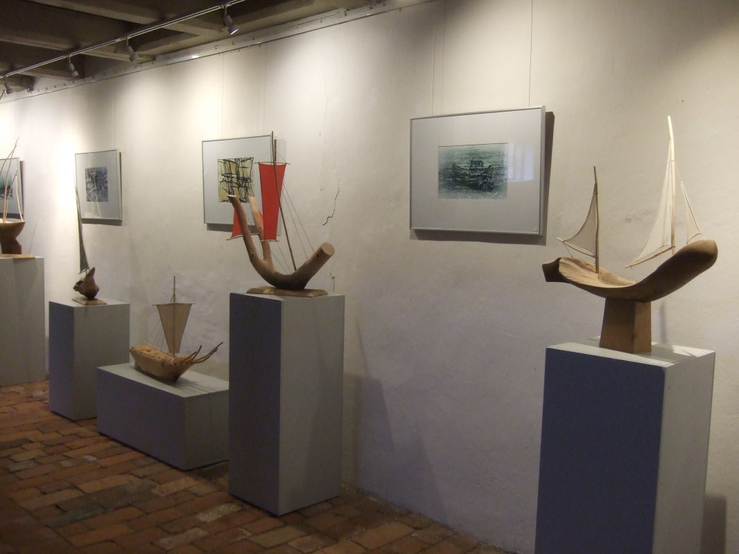 Houten scheepsmodellen // &copy; S&uuml;dliche Boddenk&uuml;ste