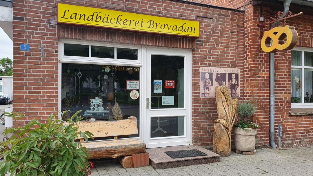 Die kleine Landäckerei Brovadan in Schlemmin, © Sabine Maus Die kleine Landäckerei Brovadan in Schlemmin, © Sabine Maus