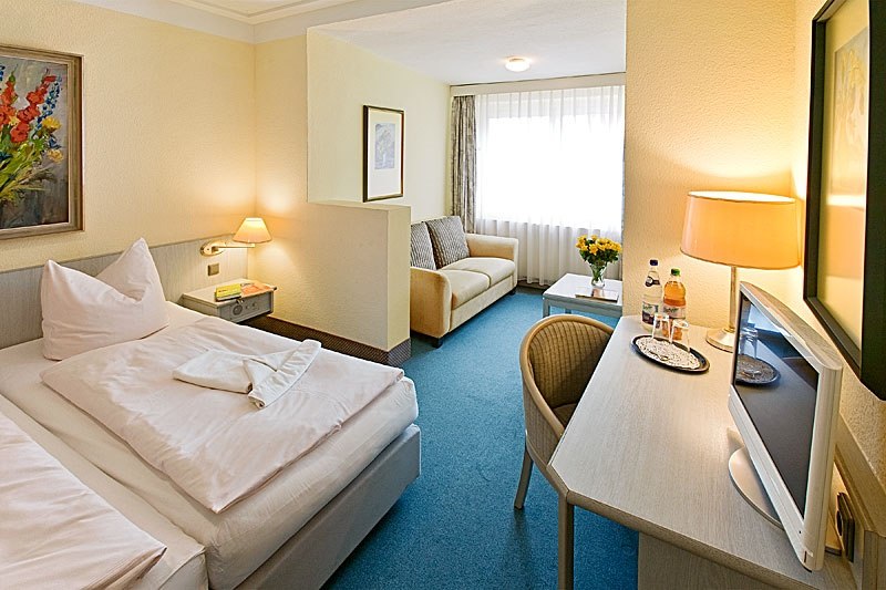 Komfortdoppelzimmer in der Villa Edda, © Voigt & Kranz Prerow Komfortdoppelzimmer in der Villa Edda, © Voigt & Kranz Prerow