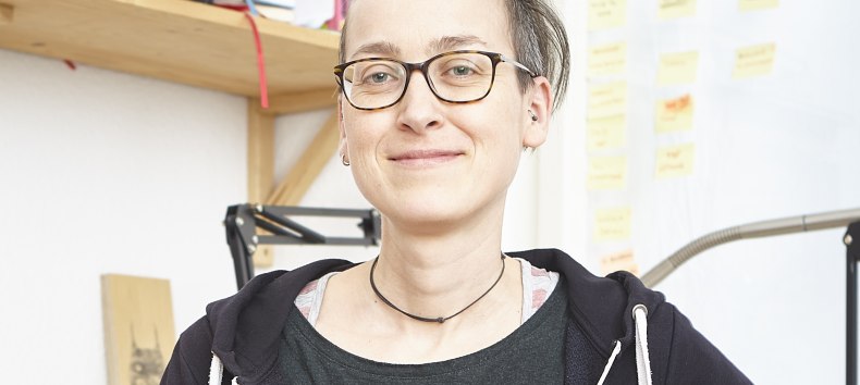 Autorin // &copy; &copy; Christine Gundlach