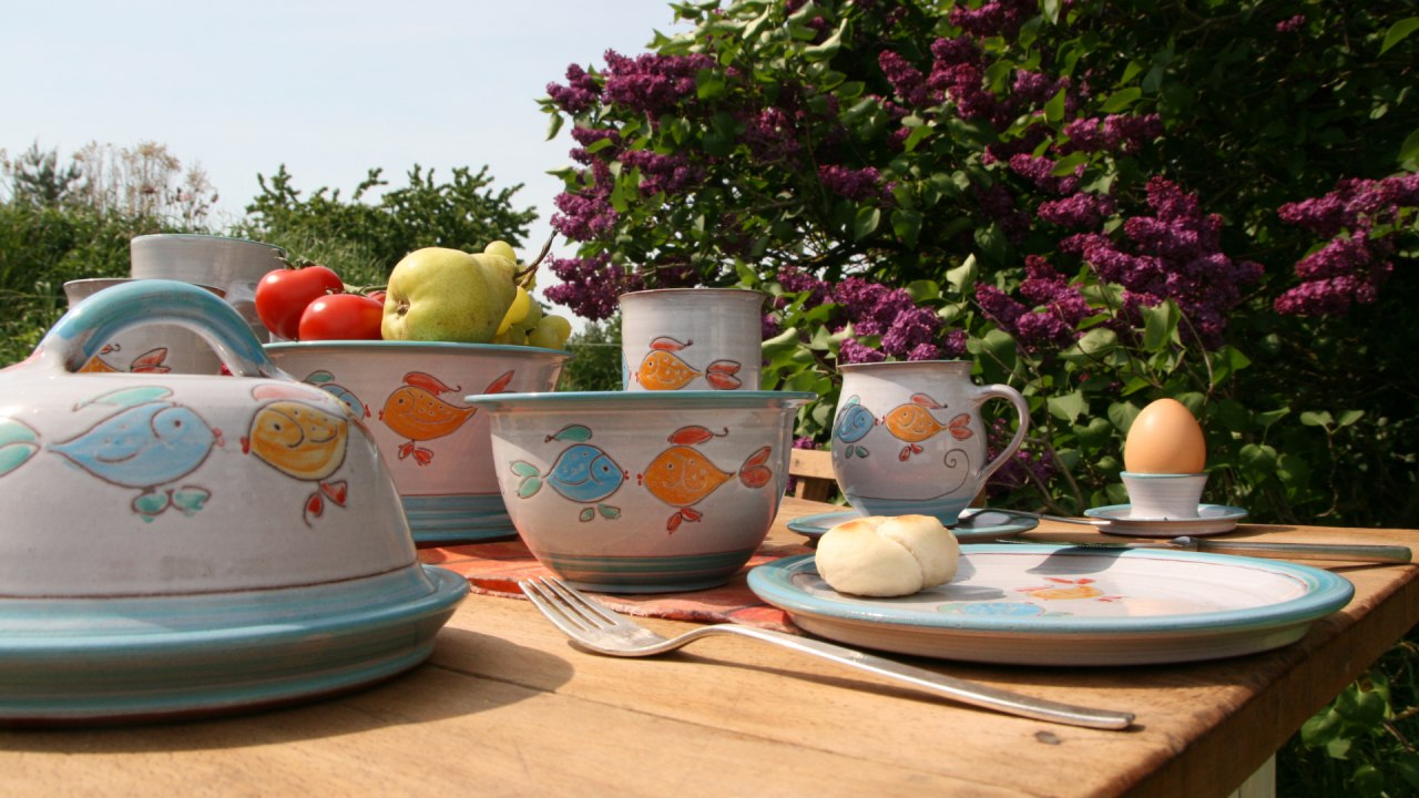 Feinste Keramik im Fischdesign // &copy; KERAMIK ton-studio-m-1/Marquardt