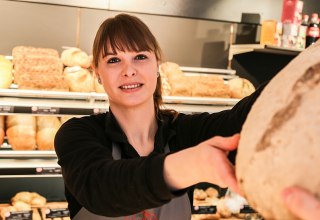 Brot ist unsere Leidenschaft // © Stadtbäckerei Kühl GmbH & Co. KG / Andrea Kunath Brot ist unsere Leidenschaft // © Stadtbäckerei Kühl GmbH & Co. KG / Andrea Kunath