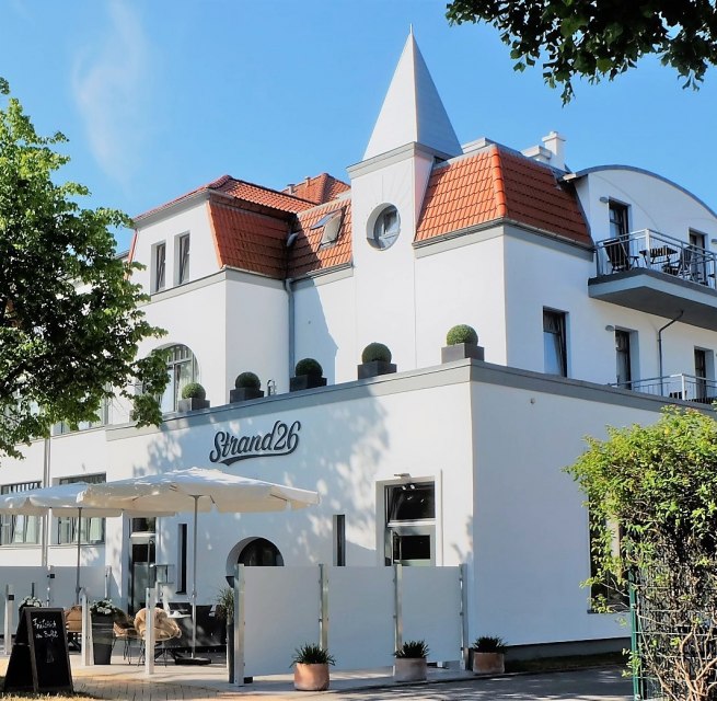 &copy; Hotel Strand 26
