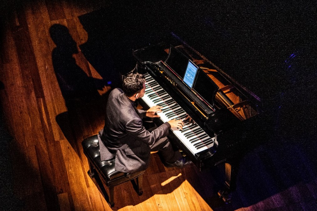 Ramon Lorete am Fl&uuml;gel, &copy; Ramon Lorete