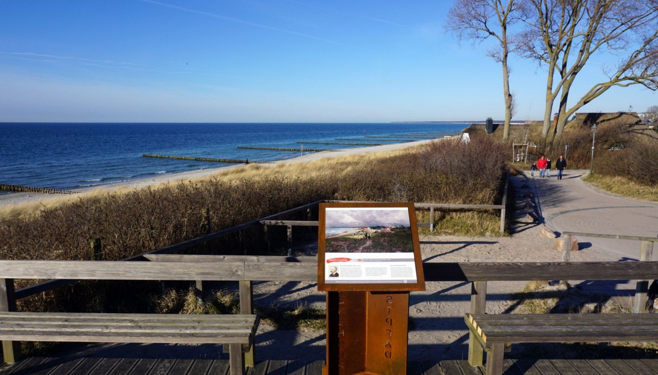 Kunstpfad Ahrenshoop, © Kurverwaltung Ahrenshoop · Foto Désirée Holzerland Kunstpfad Ahrenshoop, © Kurverwaltung Ahrenshoop · Foto Désirée Holzerland