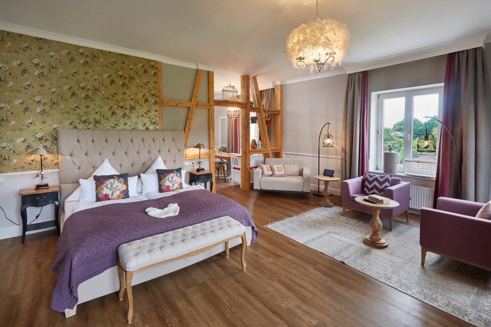 Zimmer "Nachtigall" auf Schloss Kaarz, &copy; Schloss Kaarz / Thomas Mandt