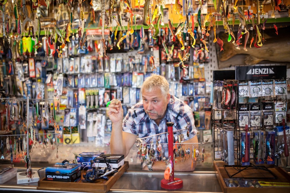 Hier gibt es alles, was es zum Angeln braucht. Und das Insiderwissen noch dazu., © TMV/ Läufer Hier gibt es alles, was es zum Angeln braucht. Und das Insiderwissen noch dazu., © TMV/ Läufer