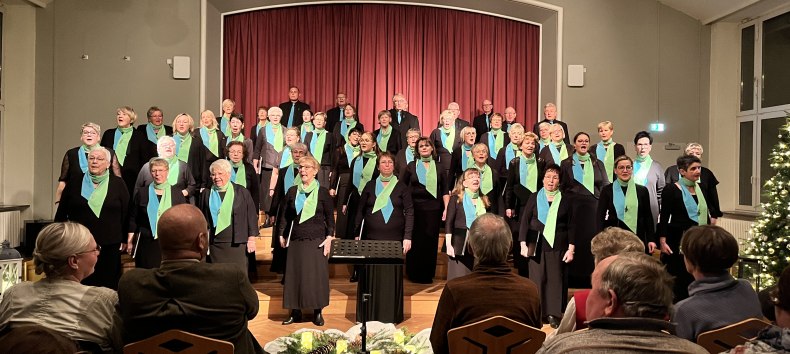 Der Peenechor eröffnet das Peenefest mit einem Konzert. // © Hansestadt Demmin Der Peenechor eröffnet das Peenefest mit einem Konzert. // © Hansestadt Demmin