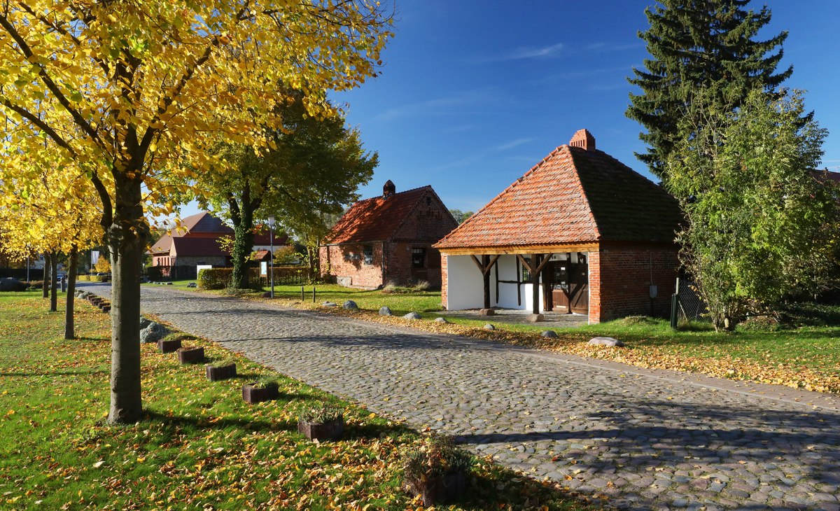 Gutsschmiede und Gutsbackhaus Teschow, &copy; TMV/D. Gohlke
