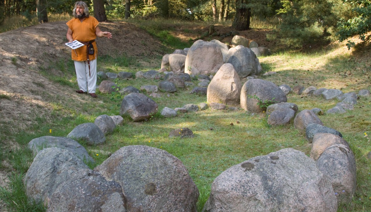 Wikingergräber Menzlin, © Rainer Vanauer Wikingergräber Menzlin, © Rainer Vanauer