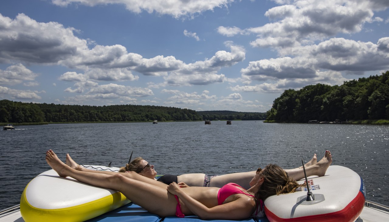 Aktiv oder entspannend - Hausbooturlaub ist beides!, © Holger Leue Aktiv oder entspannend - Hausbooturlaub ist beides!, © Holger Leue