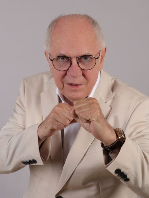 Lothar B&ouml;lck gibt Stoff, &copy; Lothar B&ouml;lck