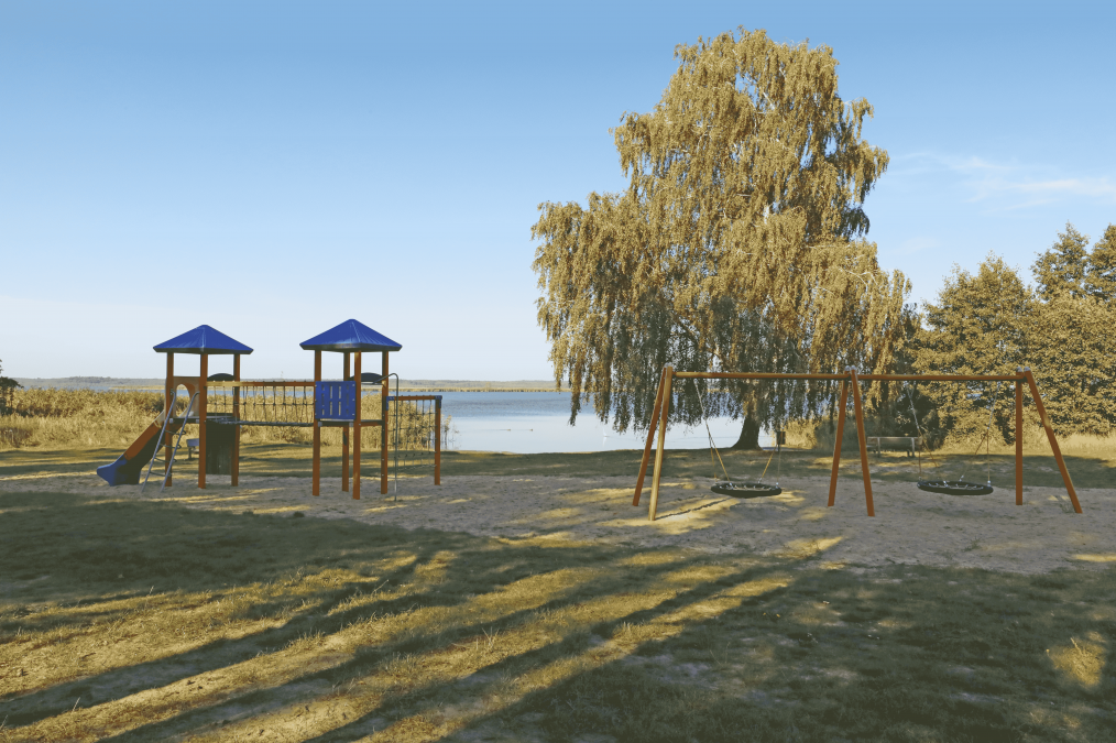 Spielplatz nahe der Badestelle, © TMV/Gohlke Spielplatz nahe der Badestelle, © TMV/Gohlke