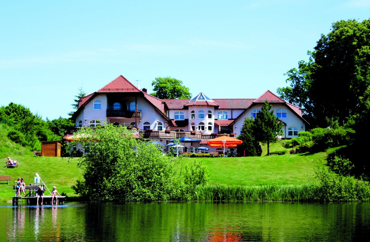 &copy; Hotel & Restaurant Heidekrug