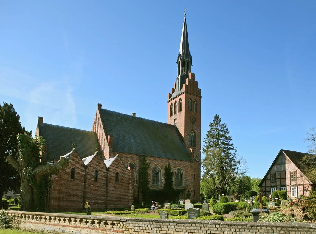 Kirche Basedow, © Kirche Basedow Kirche Basedow, © Kirche Basedow