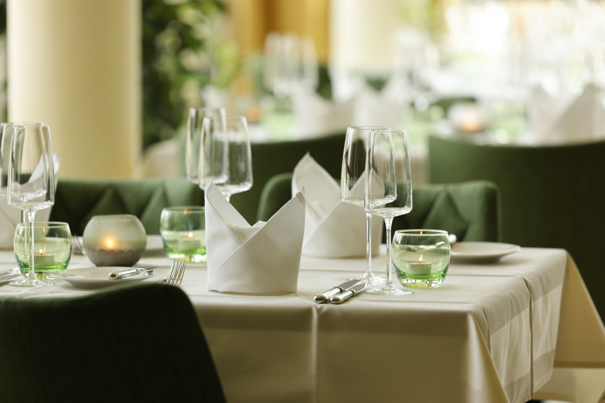 &copy; Farmer Hotel GmbH