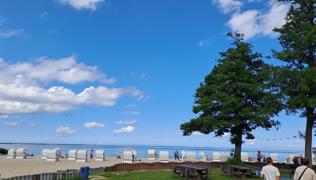 Strand, &copy; Tourismusbetrieb M&ouml;nkebude
