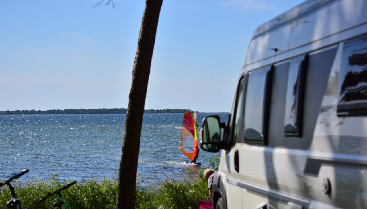 Campingplatz mit Kitedrachen, &copy; Jennifer Neumann