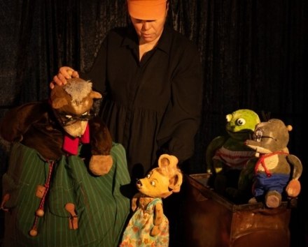 &copy; Birgit Schuster