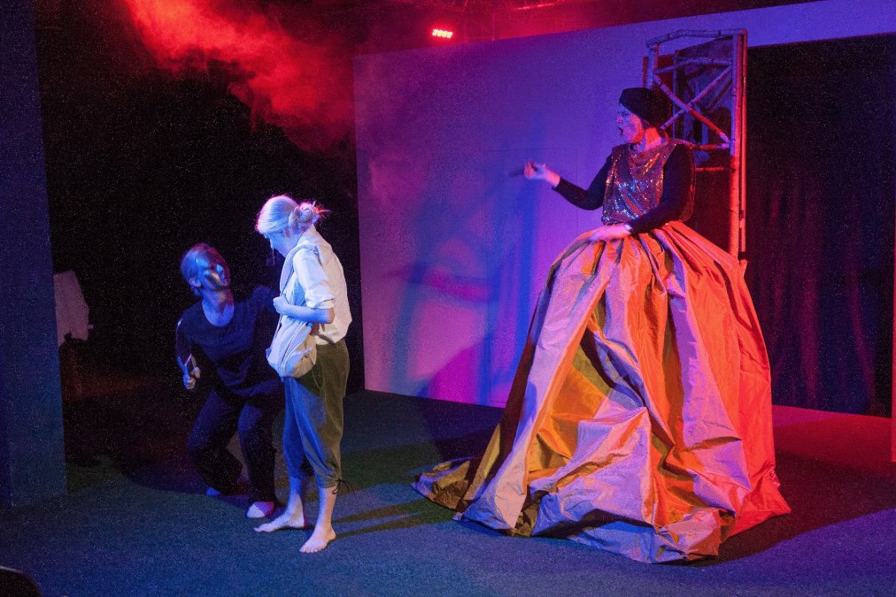 Des Teufels drei goldene Haare, © Carl Ludwig Köller Des Teufels drei goldene Haare, © Carl Ludwig Köller