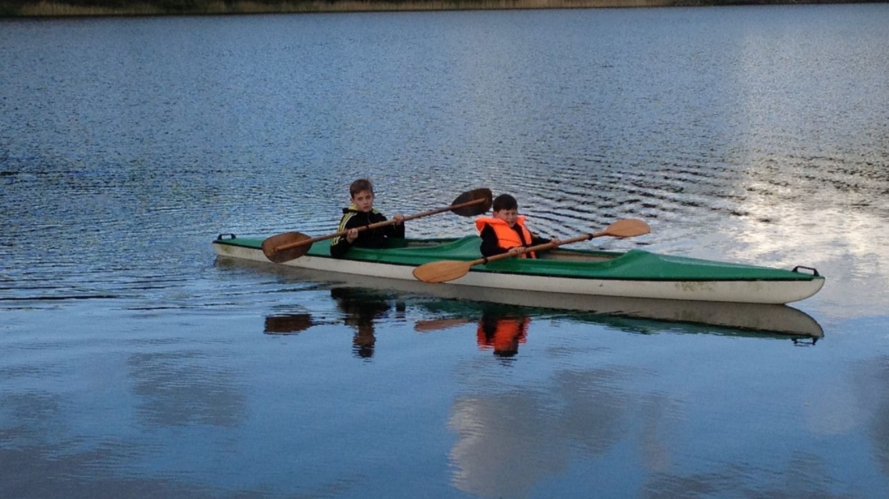 Erkunden Sie den See mit dem Kanu // &copy; Ferienhaus am Gadowsee/Antje Grunert