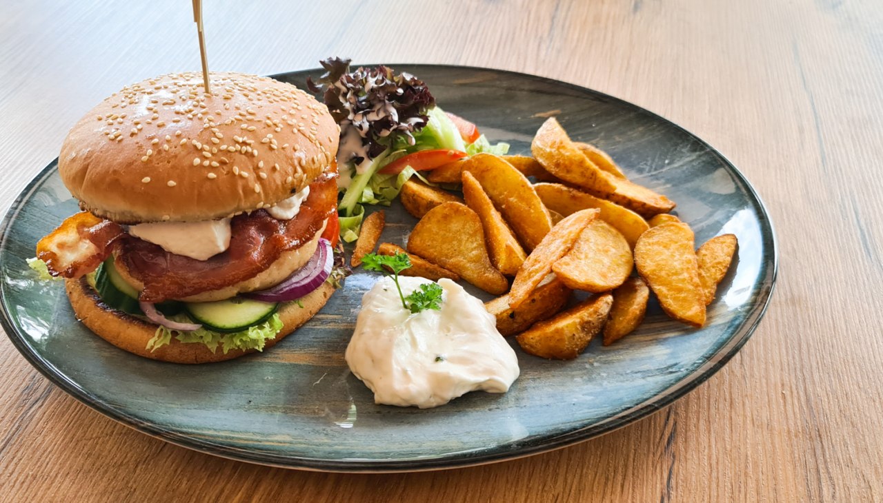 Dock 10, &copy; Dock 10