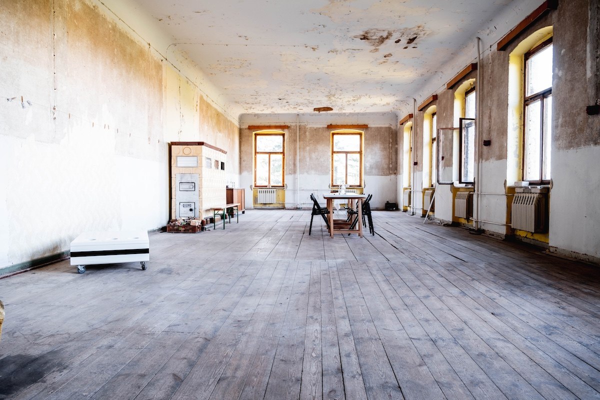 Saal im Gutshaus Rossin // &copy; Verein Schl&ouml;sser und Herrenh&auml;user MV / Lars  Schoenherr