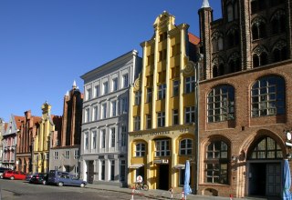 Giebelhäuser in der Stralsunder Mühlenstraße // © Tourismuszentrale Hansestadt Stralsund Giebelhäuser in der Stralsunder Mühlenstraße // © Tourismuszentrale Hansestadt Stralsund