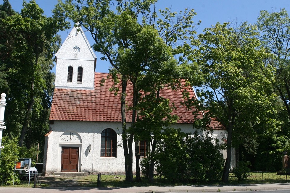 Uitzicht op de kerk in Karlshagen // &copy; Sabrina Wittkopf-Schade