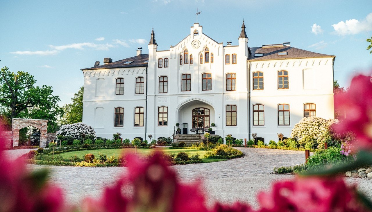 Außenansicht des schmucken Gutshauses, © Gutshaus Klein Kussewitz Außenansicht des schmucken Gutshauses, © Gutshaus Klein Kussewitz