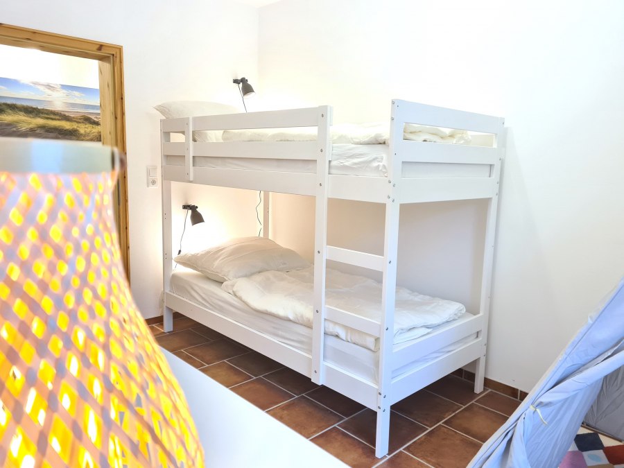 Etagenbett mit Spielezelt im "Kinderzimmer", © Bild vom Eigentümer