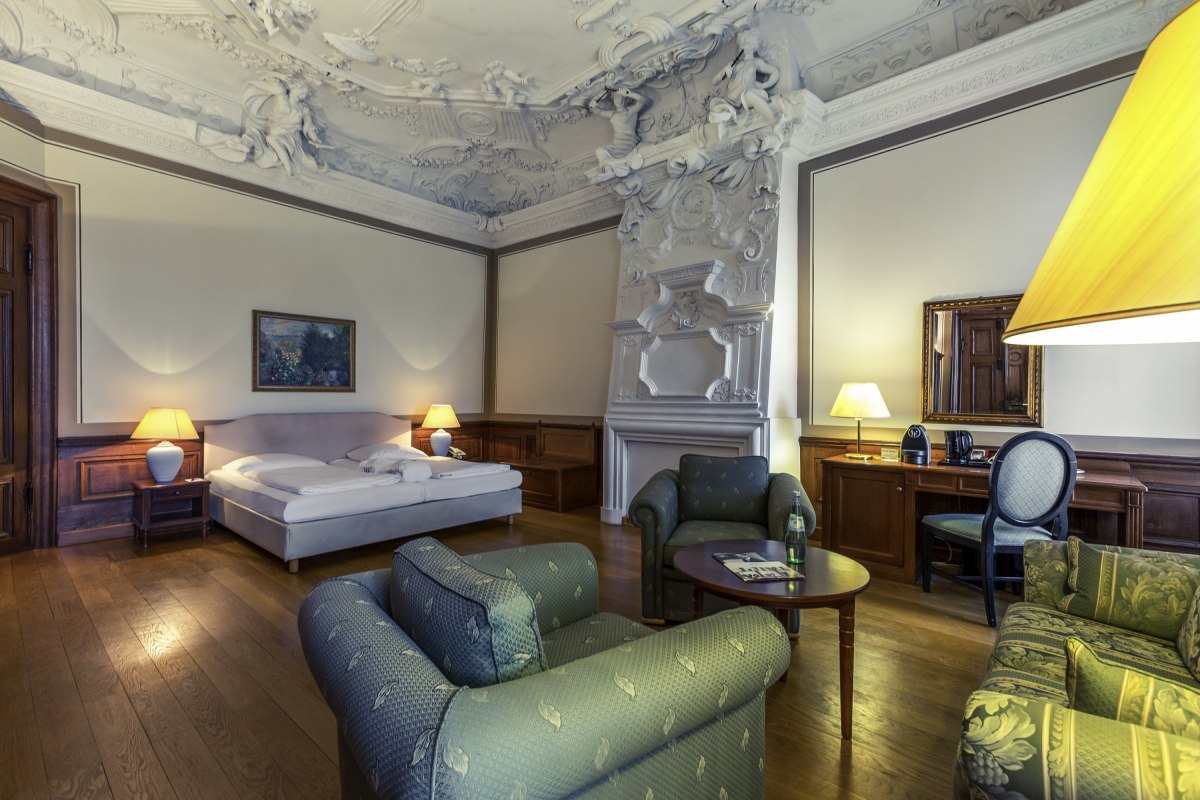 Suite im Hotel Schloss Neustadt-Glewe // © Hotel Schloss Neustadt-Glewe Suite im Hotel Schloss Neustadt-Glewe // © Hotel Schloss Neustadt-Glewe