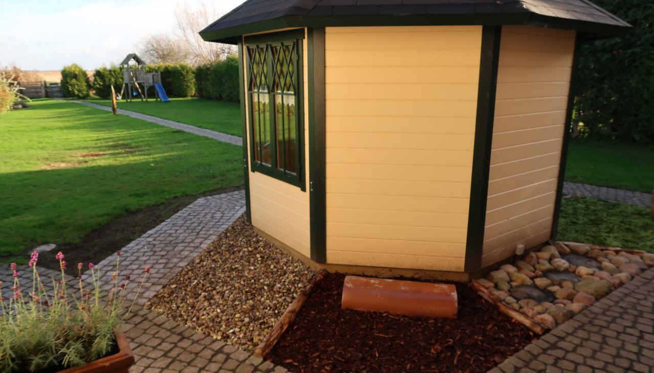 Garten-Ruhehaus-Barfusspfad, © S. Maus Garten-Ruhehaus-Barfusspfad, © S. Maus