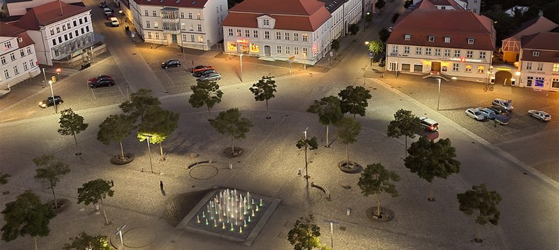 Marktplatz von Neustrelitz // &copy; R. Altmann