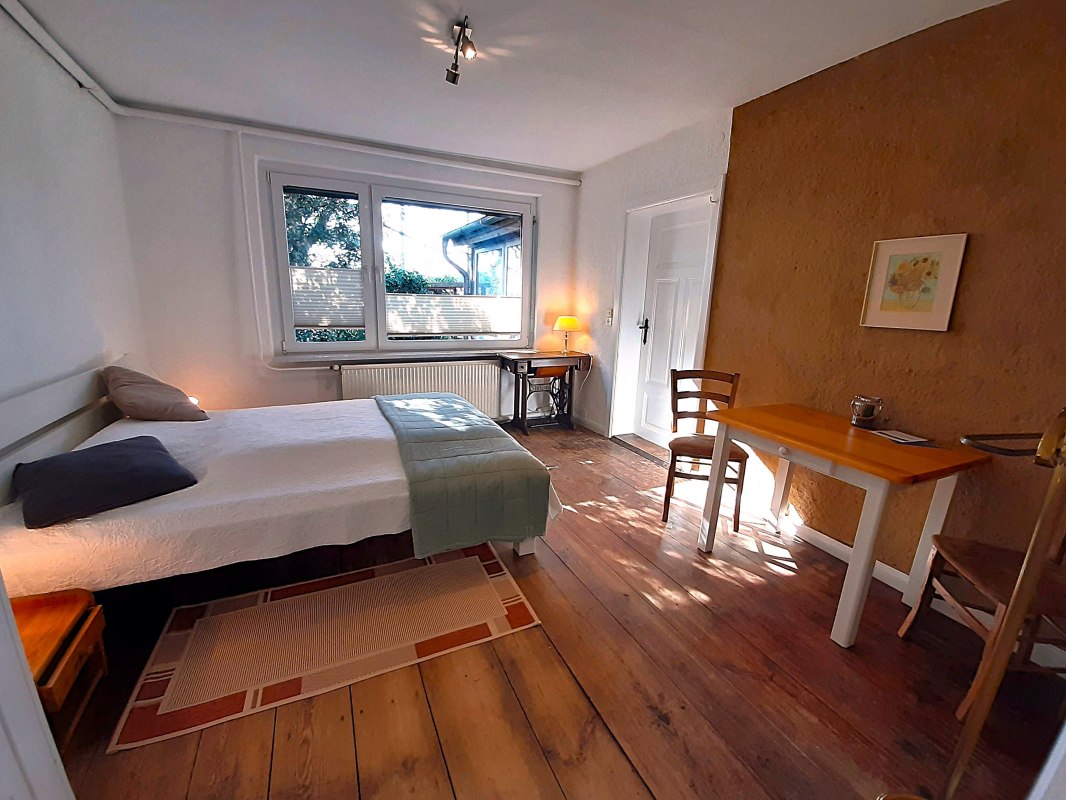 Kamers in het L&uuml;ttenHof Retreat // &copy; Tanja von Heintze