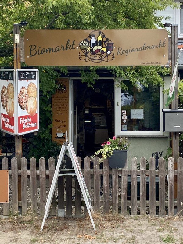 Hereinspaziert! // &copy; Poschke