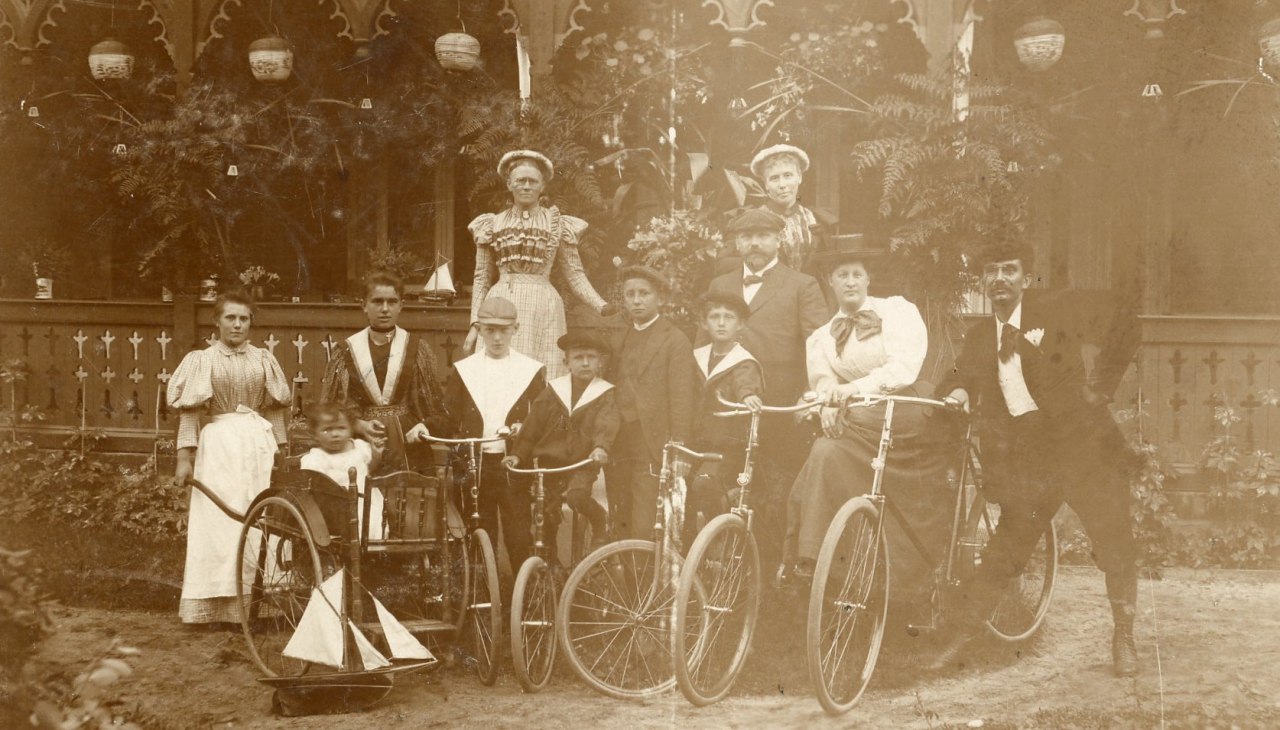 Ortsspaziergang: Binz um 1900, © Binzer Bucht Tourismus Ortsspaziergang: Binz um 1900, © Binzer Bucht Tourismus