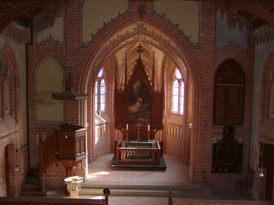 Dorfkirche Sukow Altarraum, © Foto: Karl-Georg Haustein