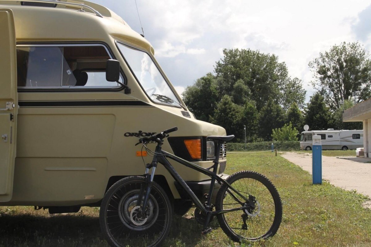 Die Müritz kann auch mit dem Fahrrad erkundet werden. // © KUHNLE-TOURS Die Müritz kann auch mit dem Fahrrad erkundet werden. // © KUHNLE-TOURS