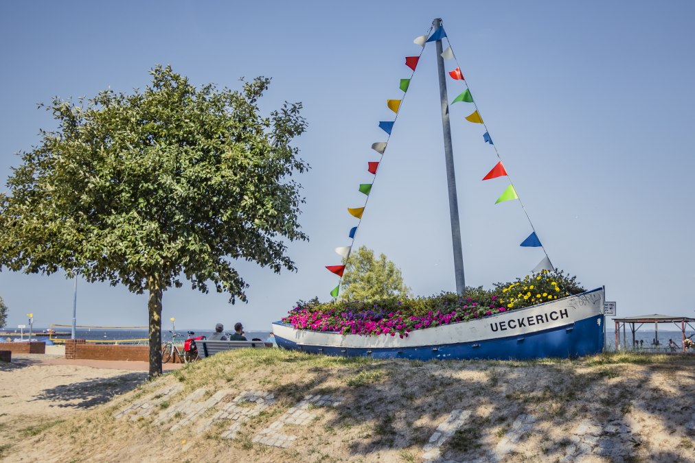 Das Haffbad Ueckermünde am Stettiner Haff grüßt seine Gäste, © TVV/Philipp Schulz