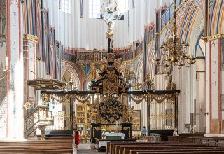 Stralsund Nikolaikirche innen // © Rainer Halama, Lizenz CC BY-SA 4.0 Stralsund Nikolaikirche innen // © Rainer Halama, Lizenz CC BY-SA 4.0