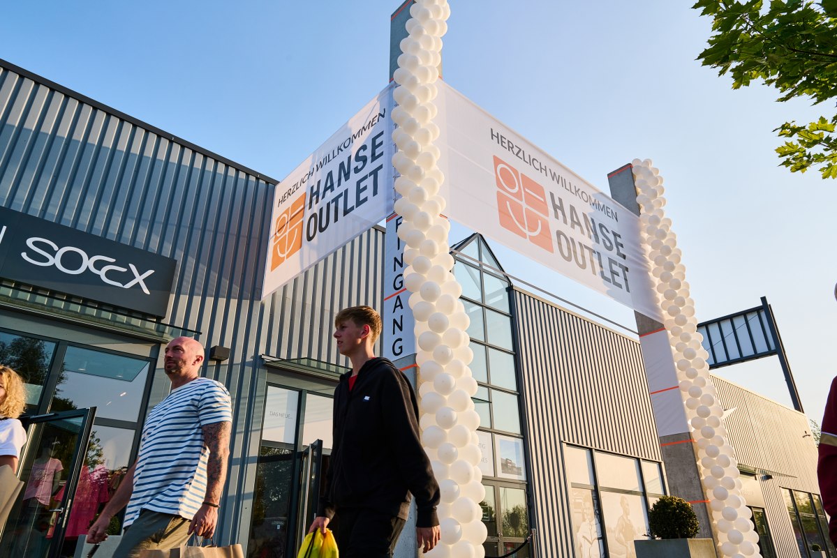 Eingang West vom Hanse Outlet // &copy; Outlet Evolution Services GmbH