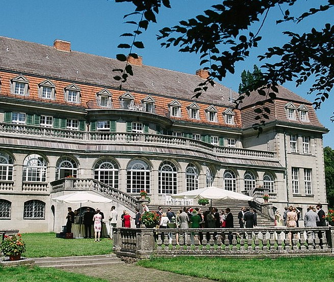 Achteraanzicht van het jachthuis, &copy; Jagdschloss Bellin