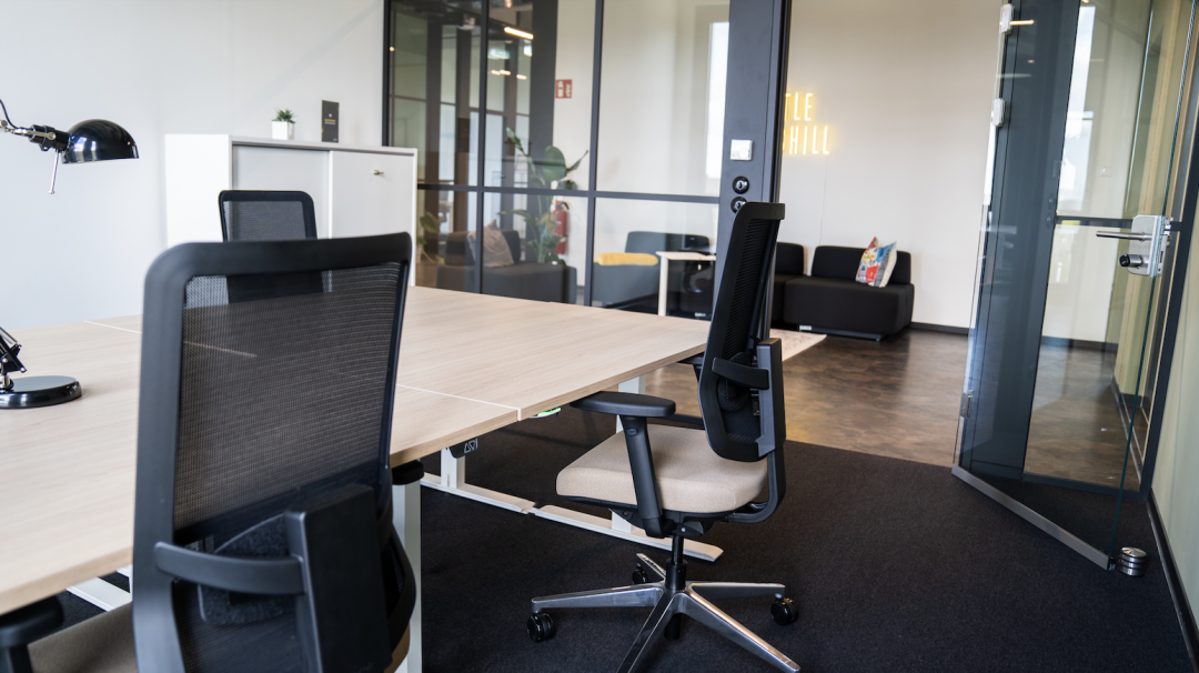 ...is hier net zo goed mogelijk als werken aan een vast bureau., © Linus Möck ...is hier net zo goed mogelijk als werken aan een vast bureau., © Linus Möck