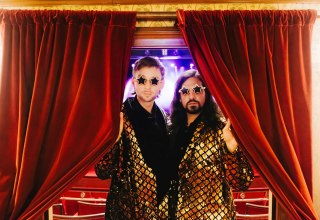 Siegfried & Joy // &copy; Siegfried & Joy