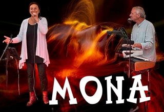 &copy; Mona und Band