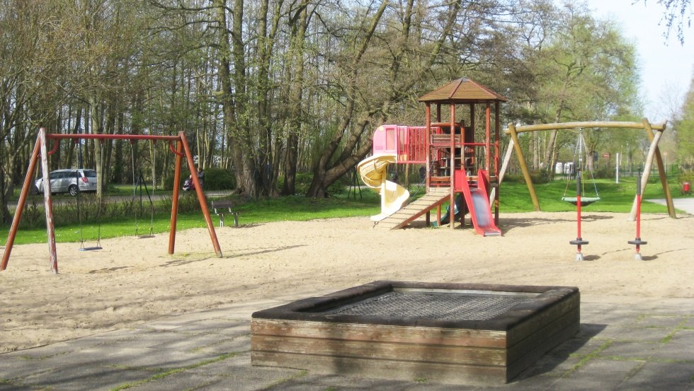 Auf dem Spielplatz im Außenbereich können unsere kleinen Gäste ausgelassen toben., © TMV Auf dem Spielplatz im Außenbereich können unsere kleinen Gäste ausgelassen toben., © TMV