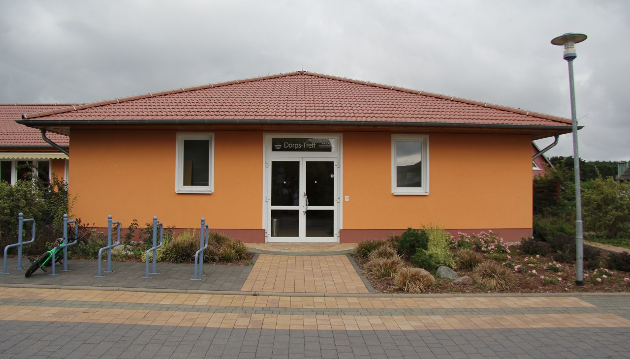 Bernsteinschleifen mit dem Bernsteinexperten Thomas Reich, © Dörps-Treff